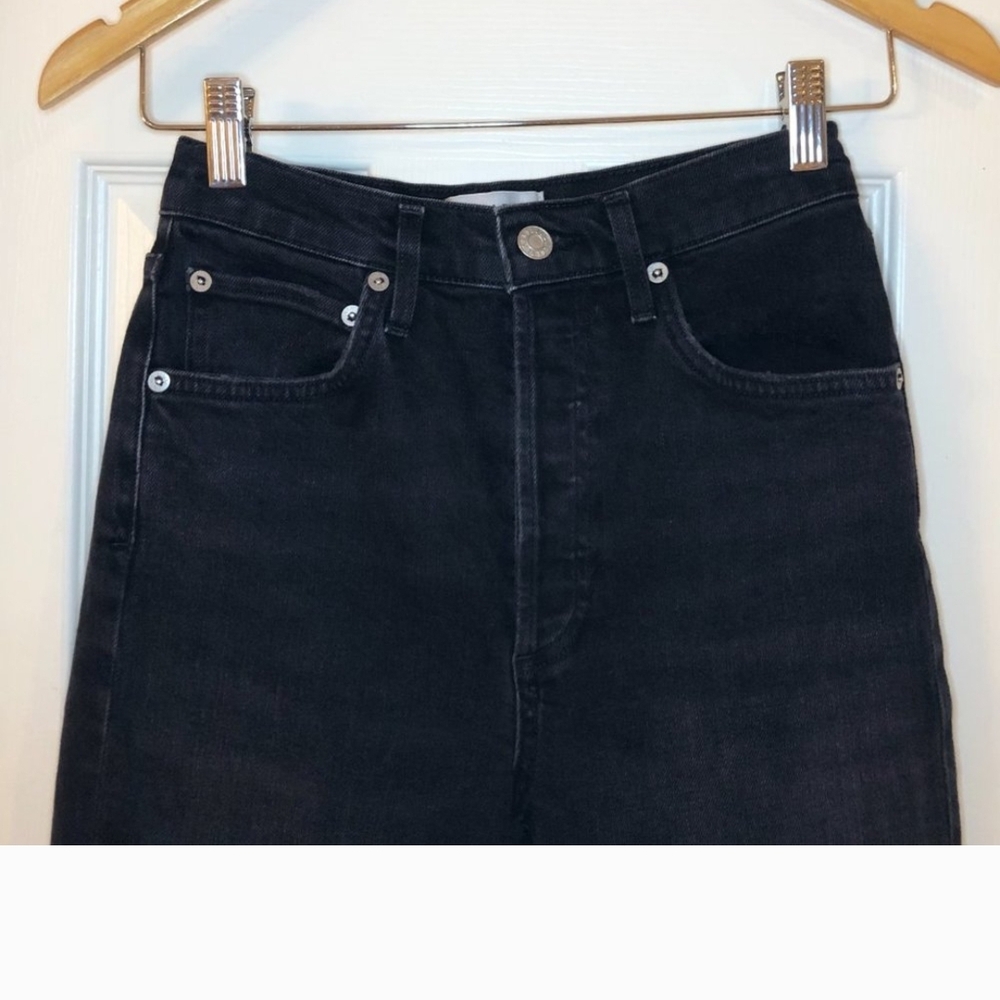 Classic Black Women's Jeans - Picture 2 of 9